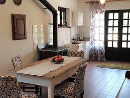 Vesime Villa With Garden