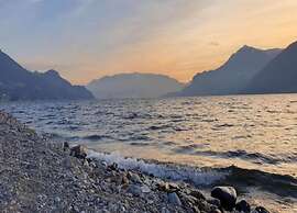 Apartment by Lake Como Near Spiaggia di Dervio