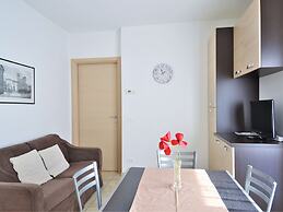 Apartment by Lake Como Near Spiaggia di Dervio