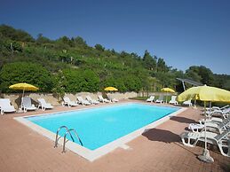 Farmhouse in Paciano With Pool & Scenic Views