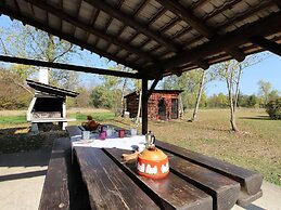 Mountain Hideaway for Four