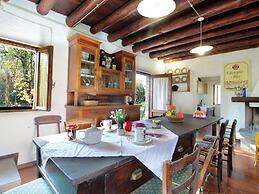 Mountain Hideaway for Four