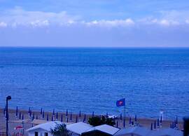 Apartment on Marche Coast With Sea View