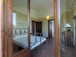 Classic Villa for Family With Pets