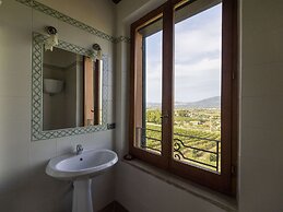 Classic Villa for Family With Pets