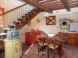 Villa in Montalbano With Scenic Views