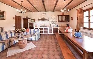 Villa in Montalbano With Scenic Views