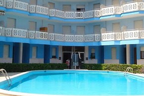 2-bedroom Apartment Near Beach