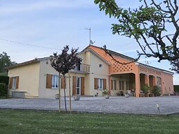 Lagoonside Elegance With Sauna