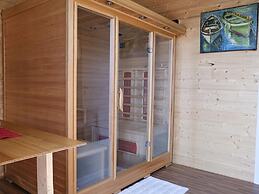 Lagoonside Elegance With Sauna