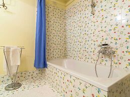 Villa in Venice With Private Pool & Park