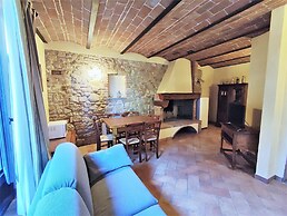 Romantic Escape in Tuscan