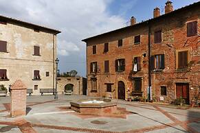 Holiday Home in Gambassi Terme With Pools