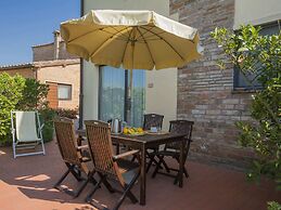 Countryside Home With Private Terrace