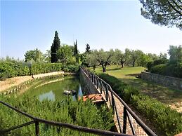 Apartment in Castelfiorentino With Pool