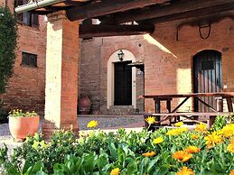 Farmhouse in Castelfiorentino With Pool