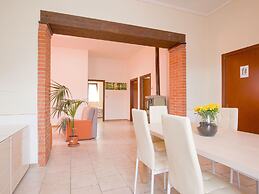 Villa in Italy With Private Garden Retreat