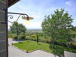 Luxurious Home in Cortona