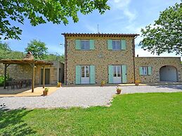 Luxurious Home in Cortona