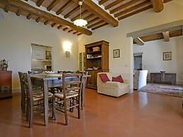 Luxurious Home in Cortona