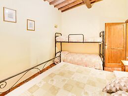 Cottage in Tuscany With Pool & Olive Groves