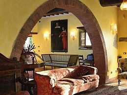 Tuscan Family Villa With Sauna