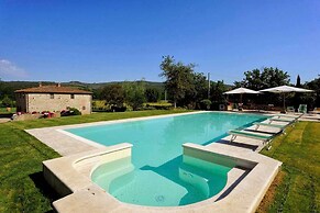 Tuscan Family Villa With Sauna