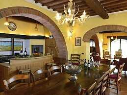 Tuscan Family Villa With Sauna
