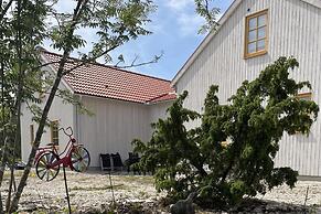 Villa Vitvikena in Gotland, Pool