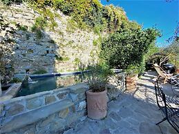 Stone House Villa With Spa in Cortona