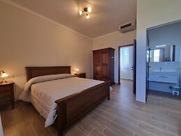 Tasteful Countryside Stay
