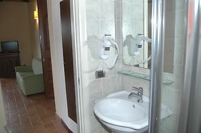 Holiday Home With Pool in Camporgiano