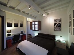 Pretty Apartment Near San Gimignano