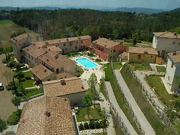 Pretty Apartment Near San Gimignano