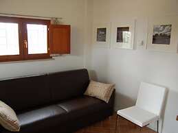 Pretty Apartment Near San Gimignano