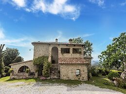 Tuscan Views, Seggiano