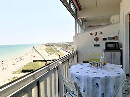 Apartment by the Marotta Beach