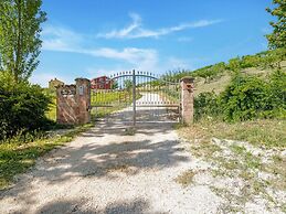 Country Escape in Matelica