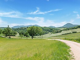 Country Escape in Matelica