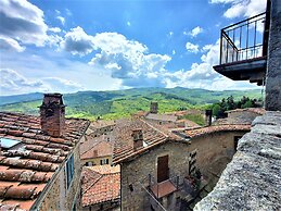 Charming Tuscan Getaway
