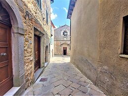 Charming Tuscan Getaway