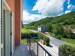 Villa in Borgo Pace With Private Pool