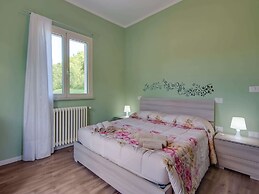 Villa in Borgo Pace With Private Pool