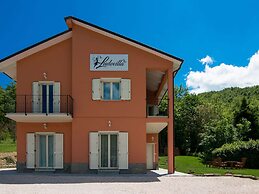 Villa in Borgo Pace With Private Pool