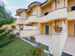 Villa Steps From the Beach