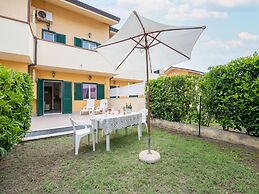 Villa Near Paestum Beach