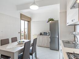 Etna & Sea View Apartment