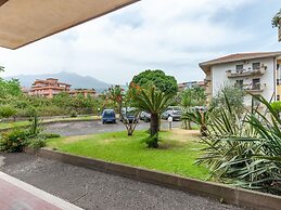 Etna & Sea View Apartment