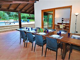 Villa in Valderice With Pool and Garden