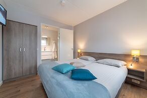Villa in Zeeland With Jacuzzi and Sauna
